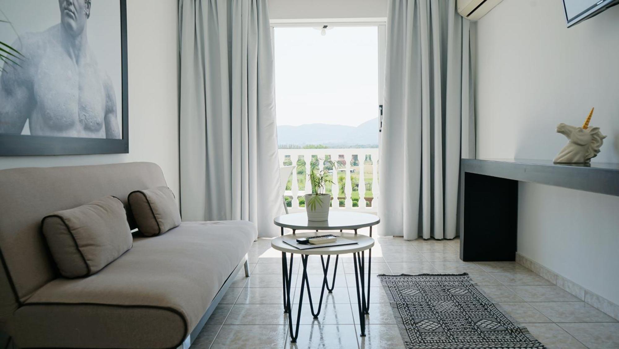 Meandros Boutique & Spa Hotel - Adults Only Kalamákion Стая снимка